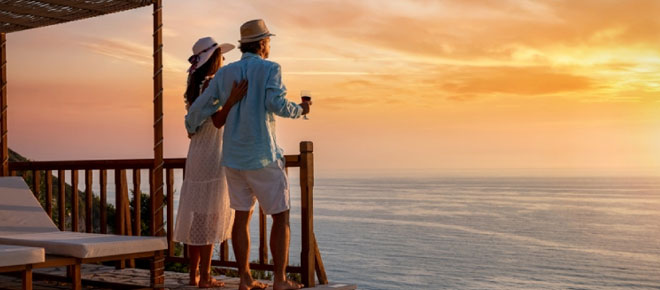 8-Creative-Ways-to-Make-Her-Honeymoon-Extra-Special.jpg