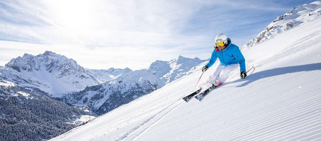 Skiing-For-Beginners---Tips-and-Tricks-For-a-Successful-First-Time-Experience.jpg