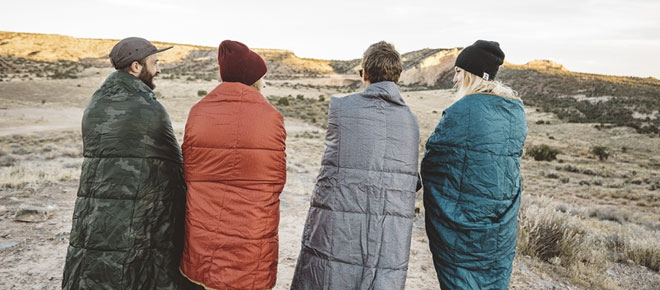 The-Best-Camping-Blanket-for-Keeping-Warm-on-Your-Next-Camping-Trip.jpg
