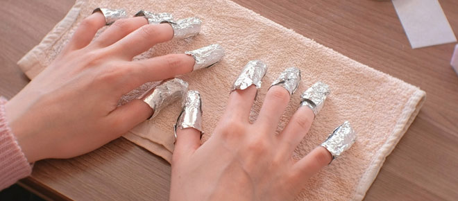 The-Proper-Way-to-Remove-Gel-and-Acrylic-Nails-Safely.jpg